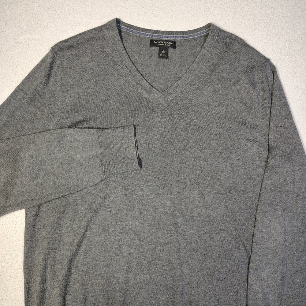 Banana Republic Sweater Mens Large Gray Silk Cashmere Blend Luxury Knit V-Neck - Picture 5 of 11